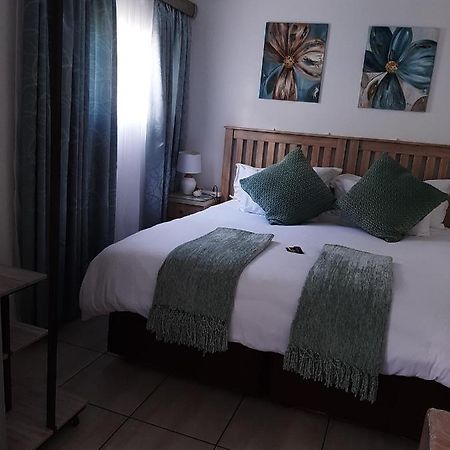 Apartamento Sleep@161 Benade Drive Bloemfontein Exterior foto